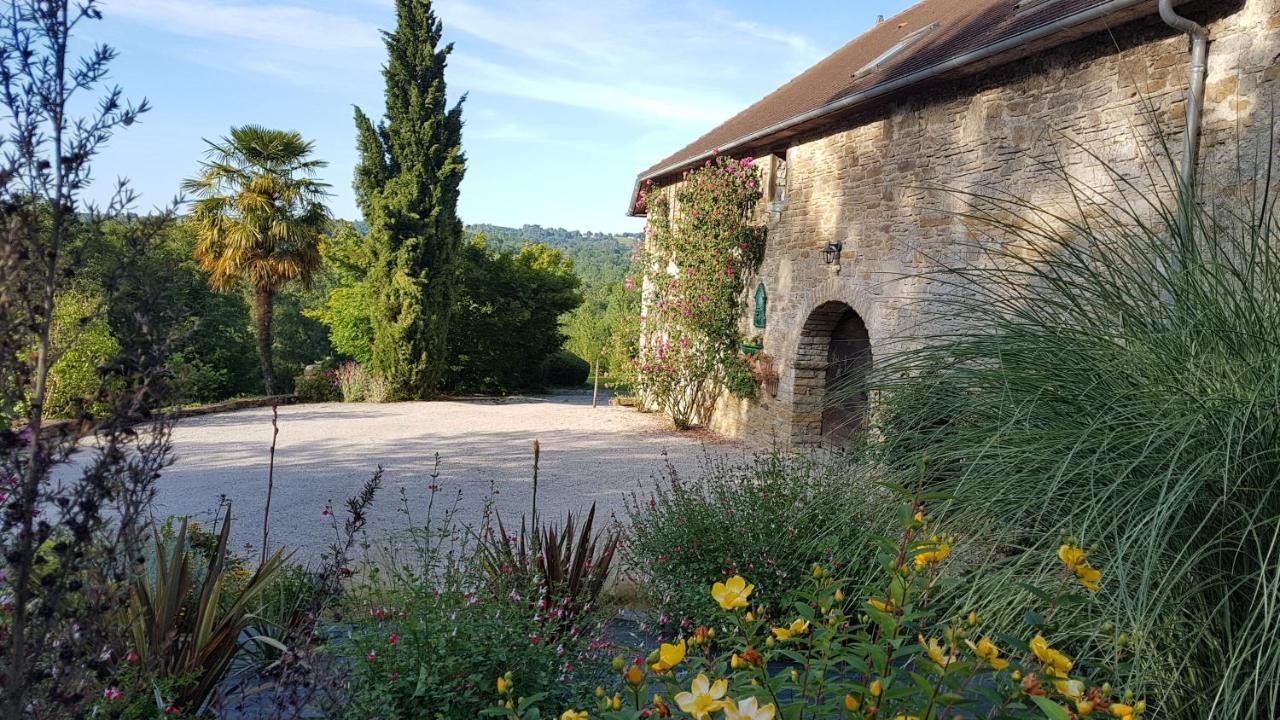 Chambres d'Hôtes Secret Pyrenées Lasseube Esterno foto
