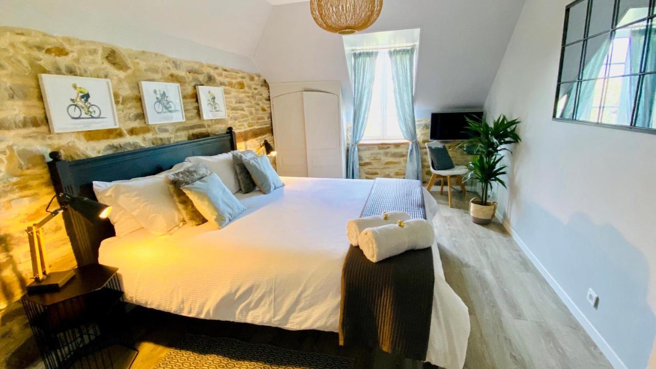 Chambres d'Hôtes Secret Pyrenées Lasseube Esterno foto