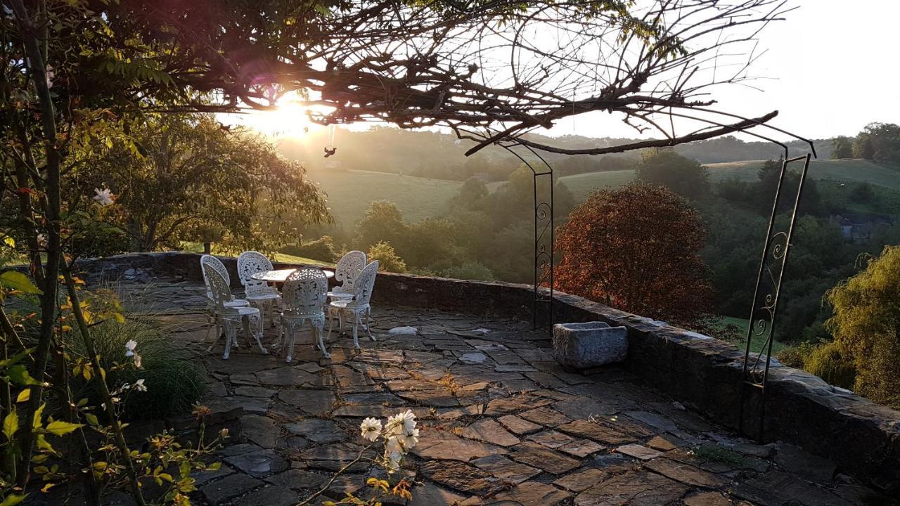 Chambres d'Hôtes Secret Pyrenées Lasseube Esterno foto