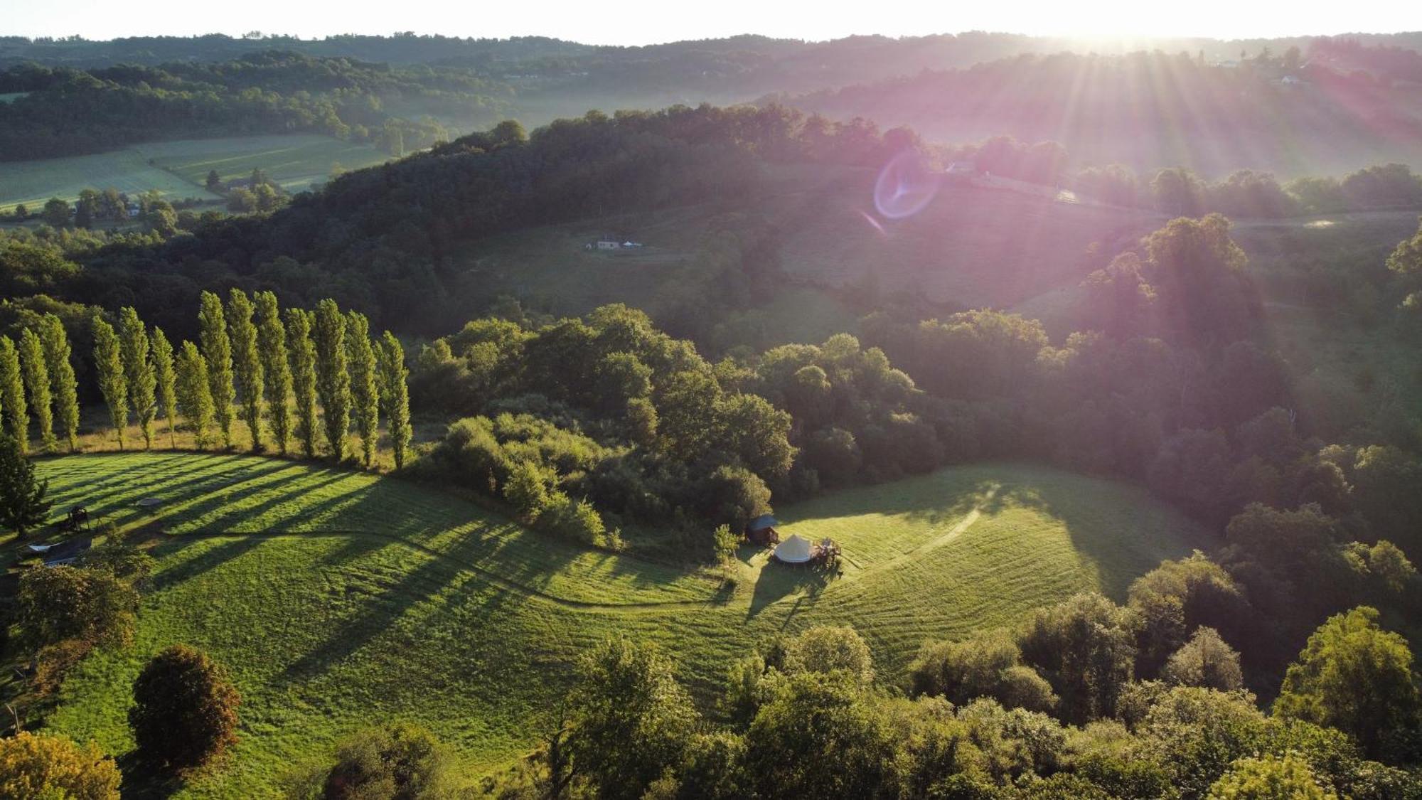 Chambres d'Hôtes Secret Pyrenées Lasseube Esterno foto
